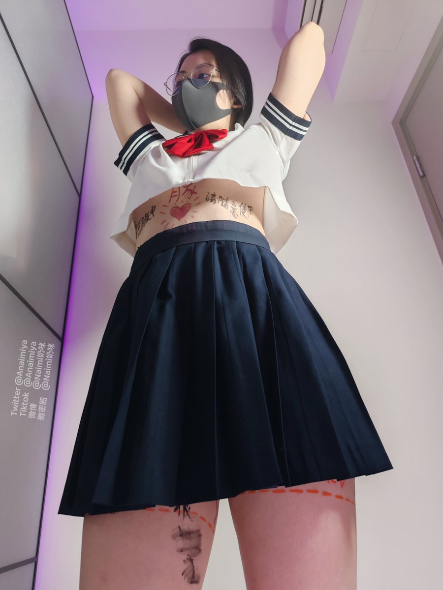 🈲️ Student of the Year.
㊙️優等生の秘密。
🉑️坏学生的秘密。
From：奶咪@Anaimiya https://t.co/TpBf4aypyQ