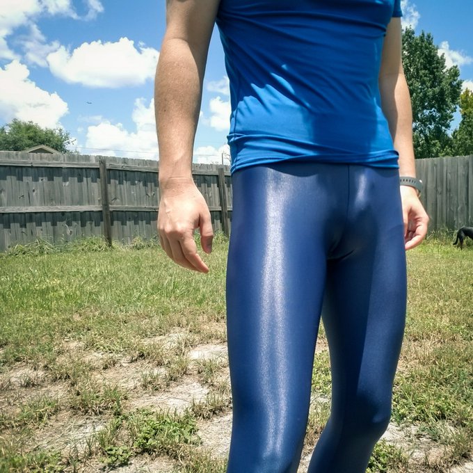 My spandex workout outfit of the day. #lycra #fetish https://t.co/b7QmQtQIZS<a href="/tag/lycra"class="tags">#lycra</a><a href="/tag/fetish"class="tags">#fetish</a>