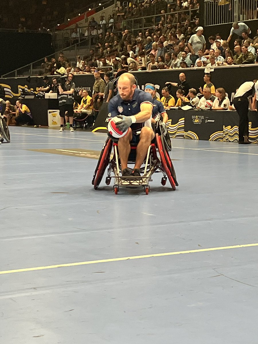 InvictusTeamUS's tweet photo. 🇺🇸 🆚 🇦🇺

#InvictusTeamUS is warming up to take on @InvictusAus in the wheelchair rugby semi finals! 

Tune in here: https://t.co/SCKmMJXOLV

#IG23 #InvictusGames2023 https://t.co/zxVG2G6coL