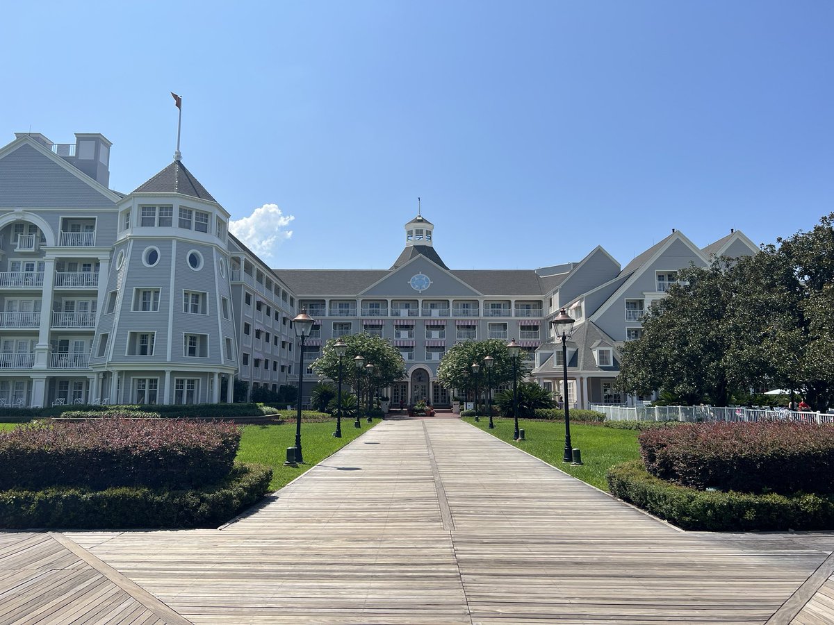 Disney’s Yacht Club….pretty cool!  #WDW