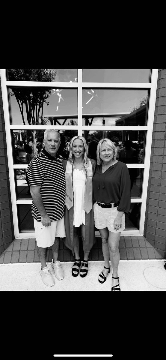 Happy birthday to the best dad in the world 🌍. I am forever thankful for you and all you do for our family. I love you Dad and i hope you have the best day🫶🏼 <a href="/KevinKriews/">Kevin Kriews</a>