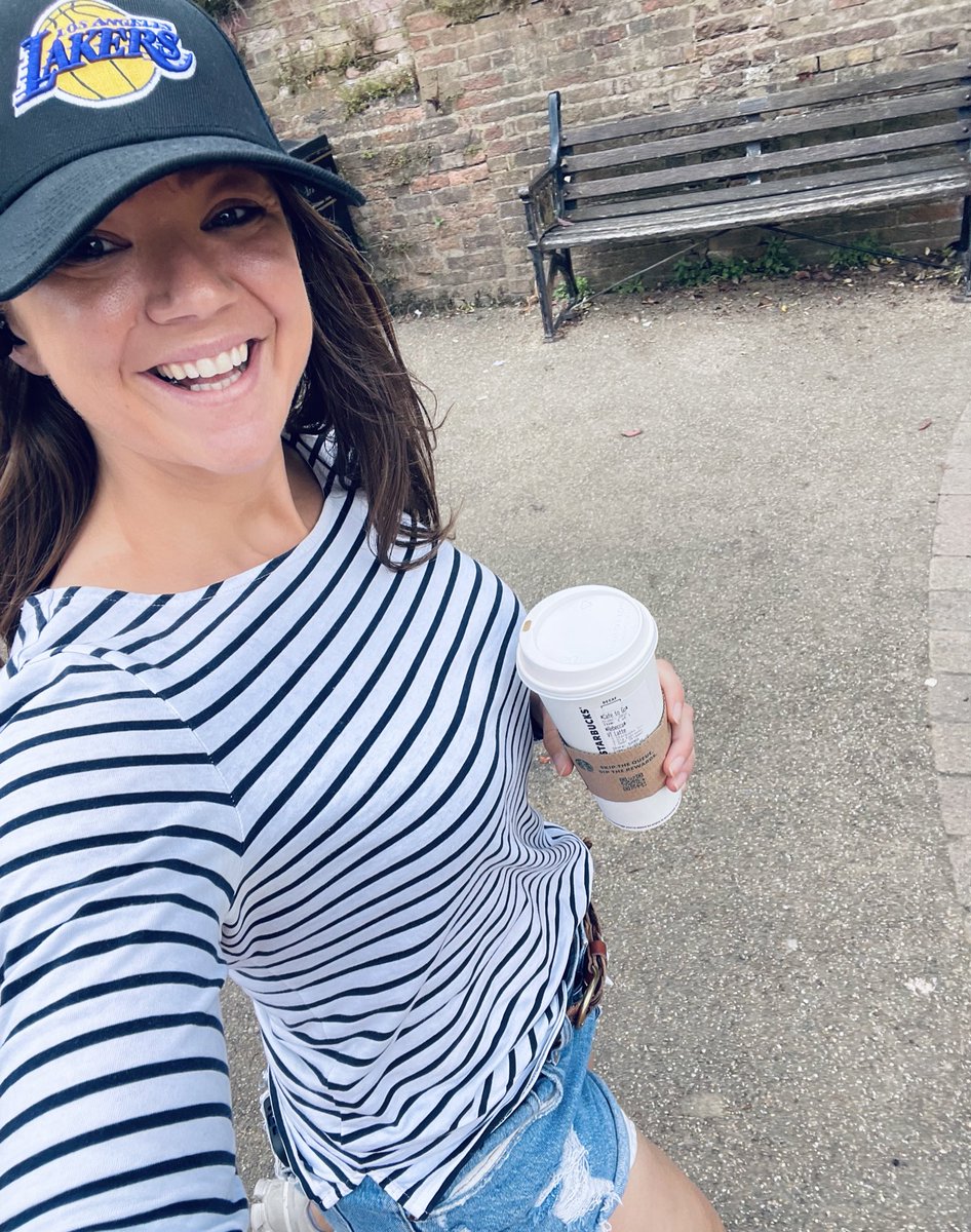 MsRMerry's tweet photo. So ready for #preseason !! 🏀
#MondayMotivation #MondayHappy #MondayFeels #MondayHappiness #MondayMood #MondayThoughts 🖤 #MondayFunday #MondayLight😊
#Happy #Fun #Love #Life #Wellbeing
@Lakers https://t.co/Uld8tDwJ67
