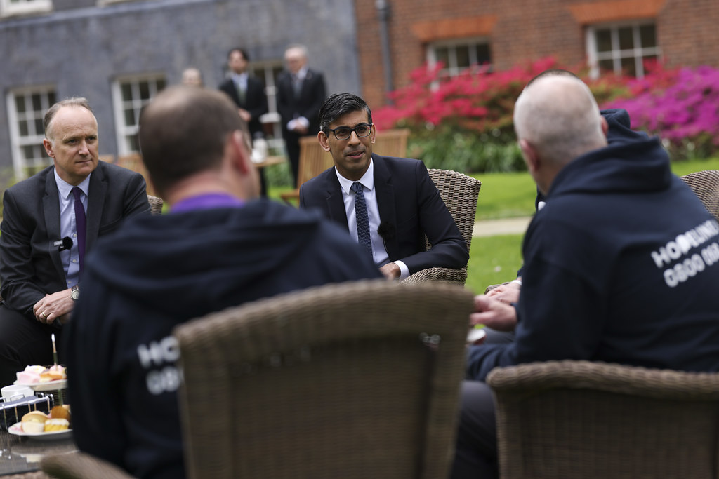 RishiSunak's tweet photo. Some meetings stay with you – this one with @3dadswalking was one of them.

In April in the Downing Street garden they told me how they turned their grief into action on suicide prevention.

I’m pleased we're making progress with new measures today to reduce suicide rates. 

1/2 https://t.co/zmUGqYG9jv