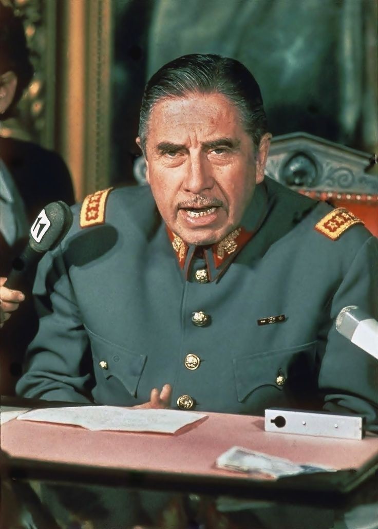 🇨🇱アウグスト・ピノチェト(偽・parody)🚁 tweet media