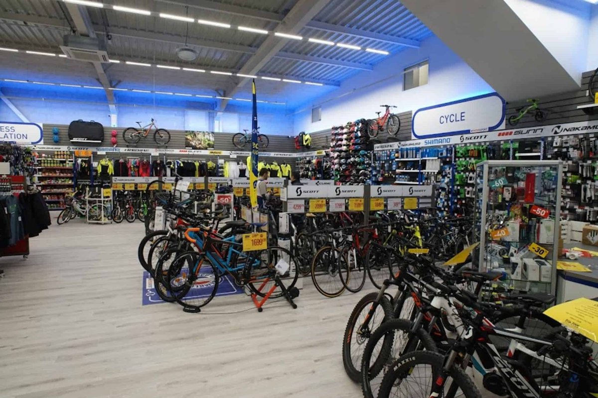 emploivelo's tweet photo. [EMPLOI] Responsable de Rayons Cycle (h/f) chez Intersport

💼 Contrat : CDI
🏚 Lieu : Embrun, Hautes-Alpes (05)

👉 https://t.co/v0Fs5klQ47

#emploivelo #jobvelo #job #recrutement #velo #emploi #iciçarecrute #emplois #recrute #hiring #filierevelo #jobalert #reponsable #manager # https://t.co/QhI8FNLHq2