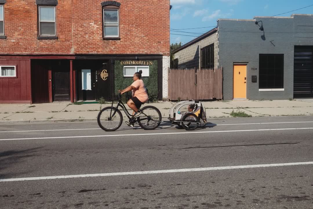 Today marks day 100 of riding 10 plus miles on my bike. 🎉🎉

This journey started because @cityofdetroit has bad drains and took my car during the 2021 Flood. 

I’m hoping to get <a href="/BlixBike/">Blix</a> soon to document my winter bike journey. 

Thanks <a href="/sapmillington/">Scott Millington</a> for the capture.