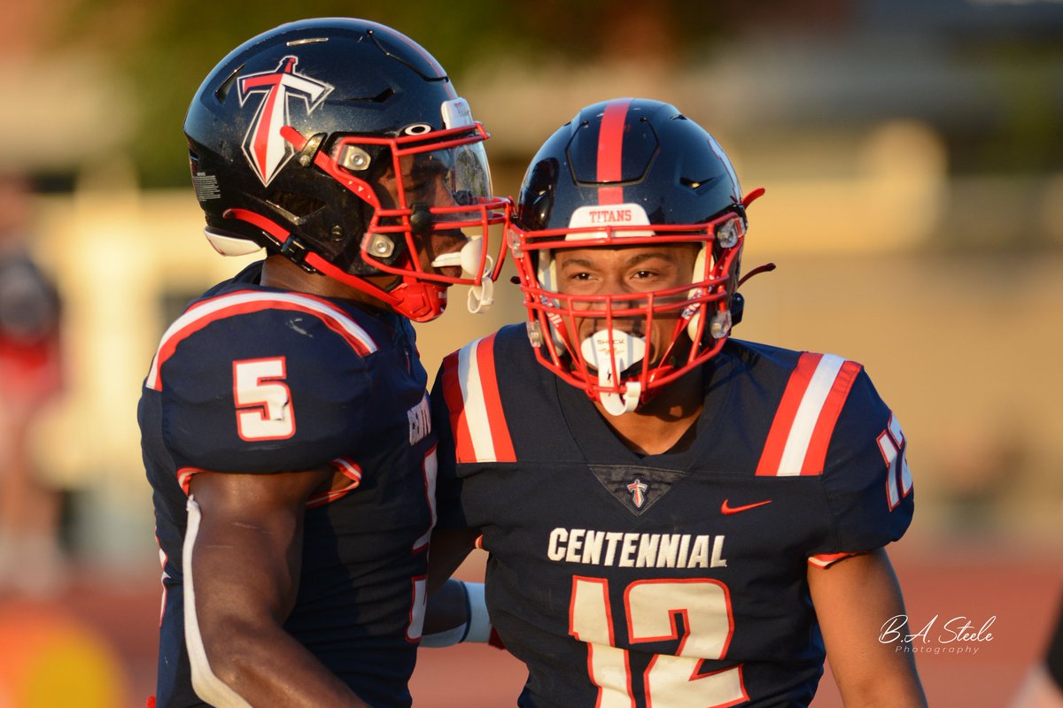 basteelephotos's tweet photo. Friday Night Lights - An extra large 4th quater propelled the Titans to victory over Sherman.  35 unanswered points driven by take aways on D, a special team block punt TD and toss in a couple more scores for good measure!

Highlights have been posted!  https://t.co/vxb17znnnb https://t.co/2I1uL7E3lL