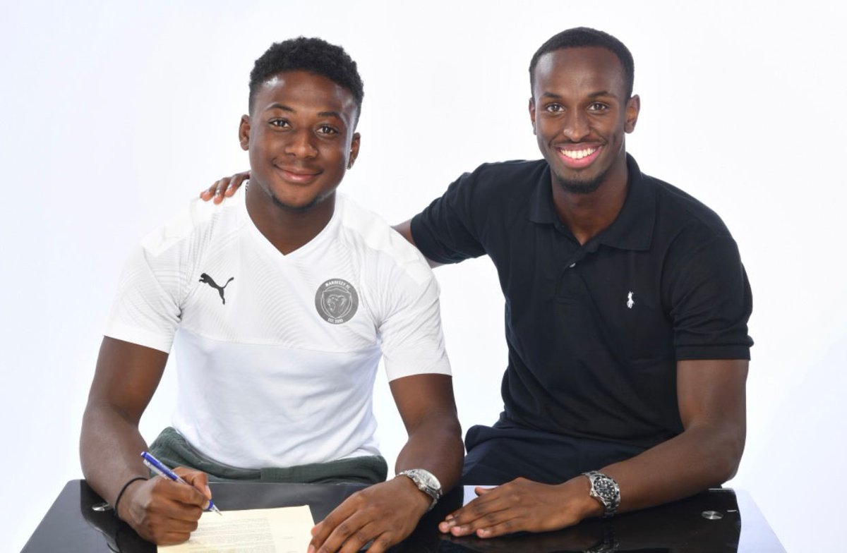 FcMandeezy's tweet photo. Ready for the season ✍🏼 https://t.co/sB32jdJ53s