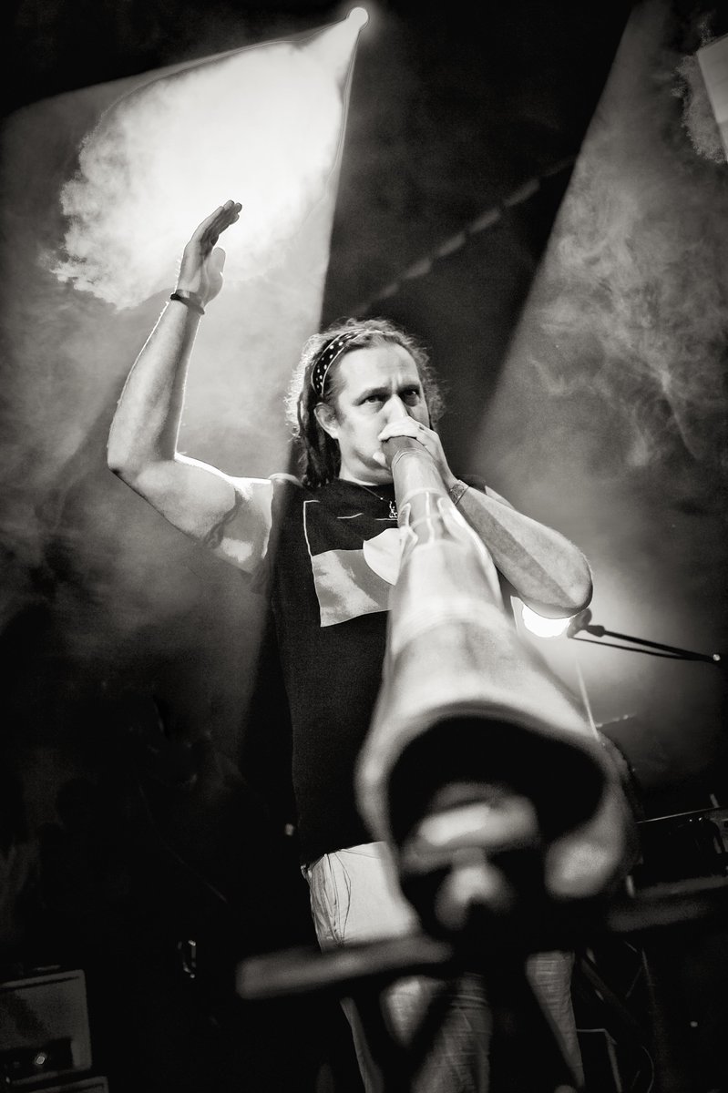 Altijd je al afgevraagd of de didgeridoo hét muziekinstrument voor jou is? Zaterdagmiddag 16 september presenteert Common Ground je dé didgeridoo-speler van Nederland: docent Michiel Teijgeler. Boek je gratis ticket nu via hanzeartstation.nl/programma/hanz…