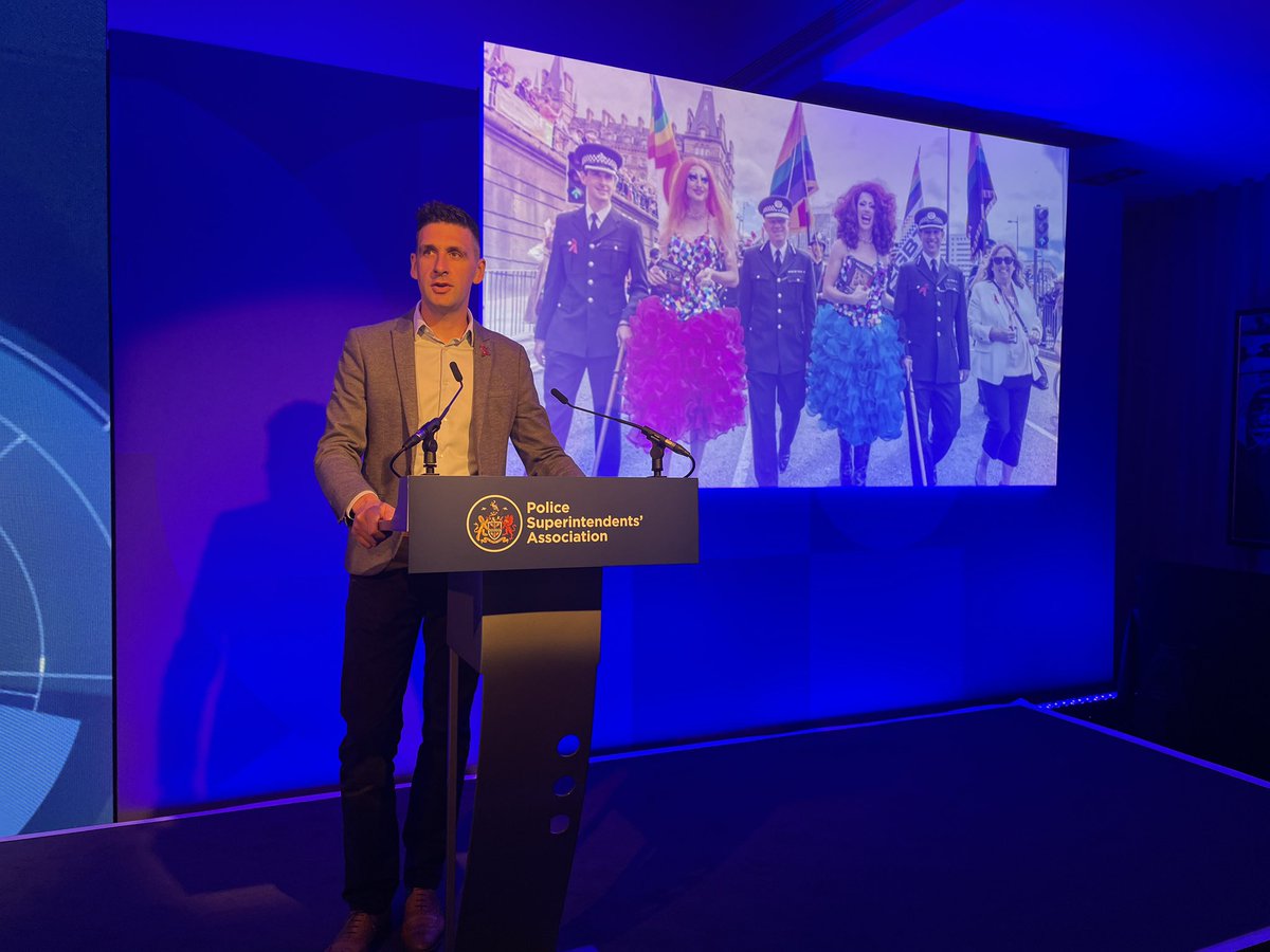 policesupers tweet media