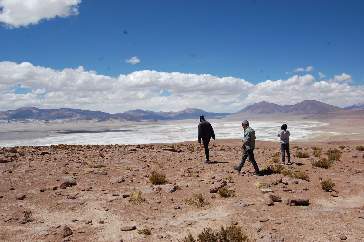 Triste día hoy...la trayectoria de nuestras vidas desviada a sangre hace 5 décadas...y el mismo tiempo buscando y re-haciendo un camino más amable para todxs nosotrxs donde nunca+.