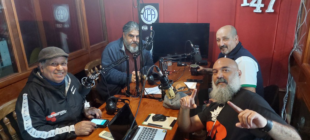 1470 AM RADIO CRISTAL DEL URUGUAY 🇺🇾 AHORA HACEMOS PERIODISMO EN RADIO
