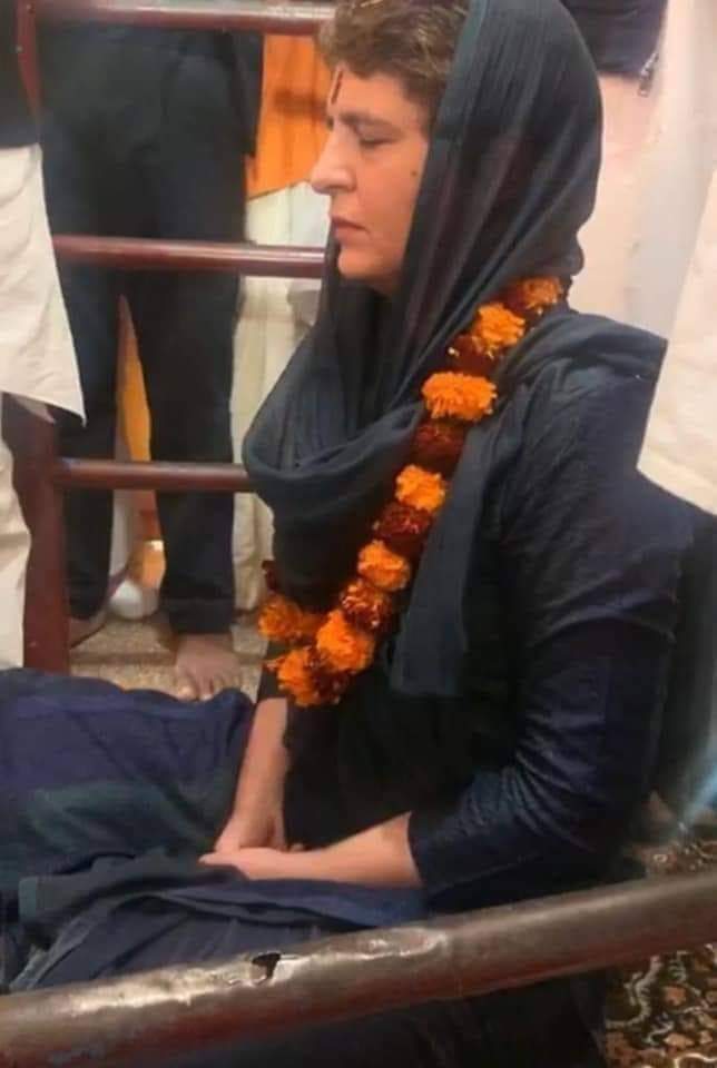 गृह क्लेश, शादी कब होगी, गड़ा हुआ धन, मनचाहा प्यार, सौतन, वशीकरण, जादू से जमीन हडपना, जादू-टोना, किया कराया, भूत भगाना आदि के लिए तुरंत सम्पर्क करें,👽
