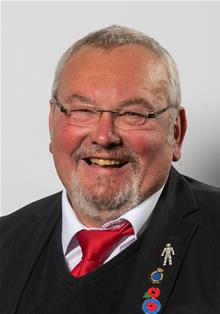 LutheBlue's tweet image. BREAKING: Seven Labour councillors in Sheffield have been suspended by the national Labour Party, including former Council Leader Terry Fox
They are Denise Fox, Bryan Lodge, Julie Grocutt, Tony Damms, Garry Weatherall and Dianne Hurst
More...