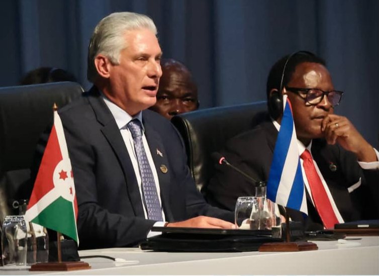 #G77Cuba Durante esta semana estaremos recibiendo numerosas delegaciones que participan en la Cumbre G-77+China. La Habana recibe con los brazos abiertos a representantes de pueblos hermanos para juntos abogar por la cooperación internacional y el multilateralismo.