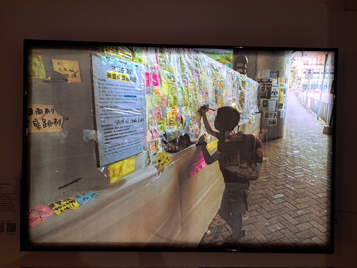 hkdnow1's tweet photo. Memo Ries - a #HongKong Lennon Wall Documentary Photo Exhibition is currently held at Beaver Art Gallery in Downtown Toronto. The event started from Sept 9 - 14.
The photographer, who remain anonymous, had taken all the Lennon Walls throughout 2019. (1)

#lennonwallhk
#hkprotest https://t.co/iB56n3w7iq