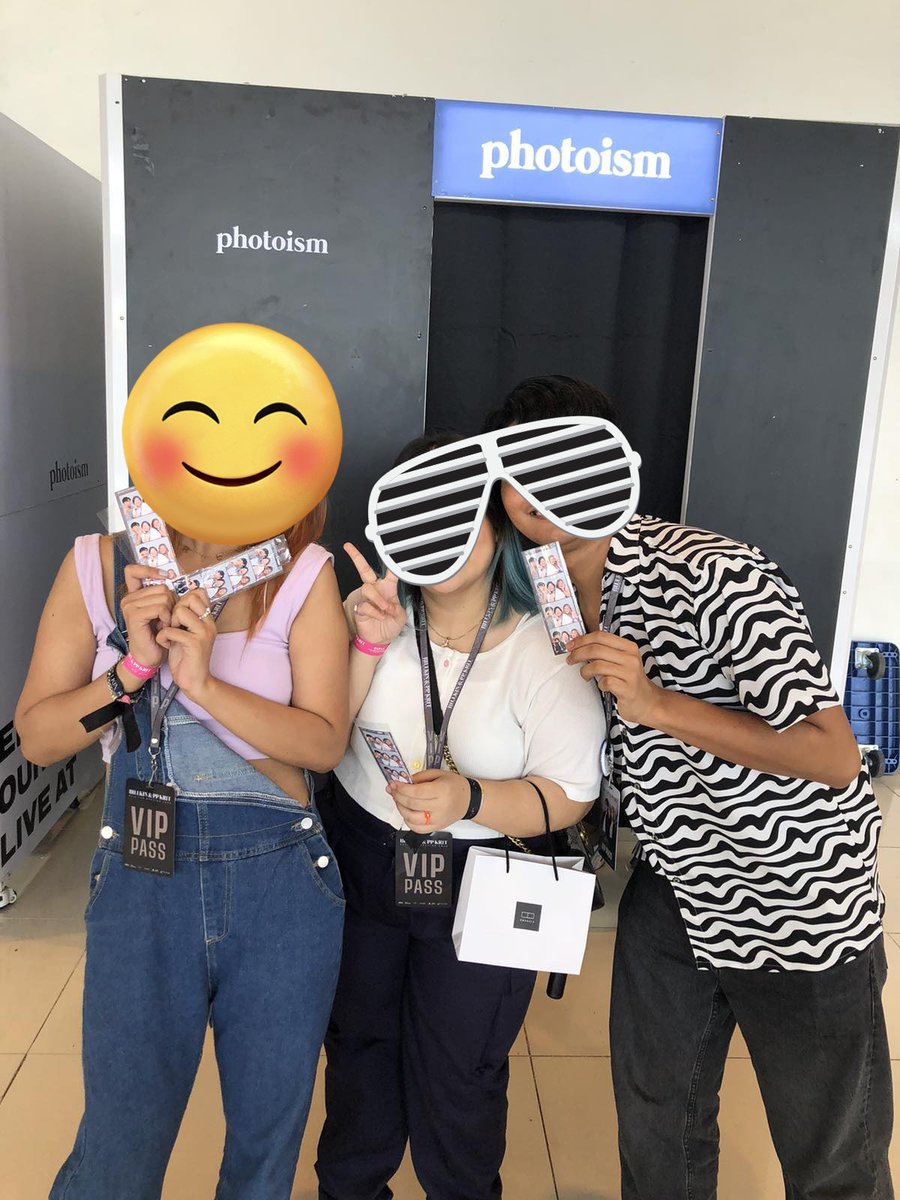 luluuuumd's tweet photo. hope yall had a chance to use the photobooth! thank you @bkpp_phils for all the help and support 🫶 see u in the next fm!! https://t.co/VPXdzt7YnP