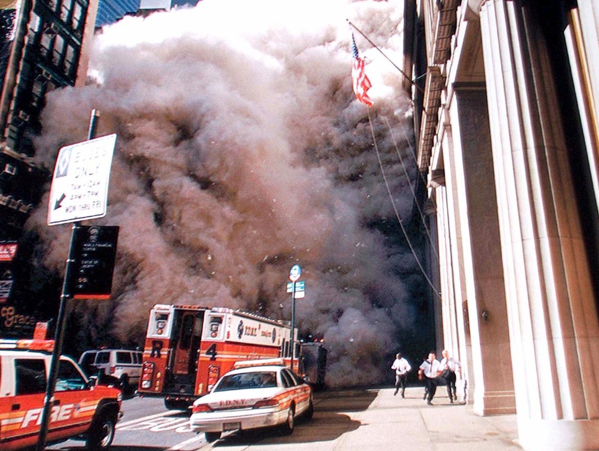 martinfiredept's tweet photo. 22 years ago, our life and country were changed forever. Our country was attacked on our own soil. This morning take time to remember the sacrifices that were made on that day and since then. We pause to remember the 343 firefighters who made the ultimate sacrifice. https://t.co/Q5qyzEjG9Q