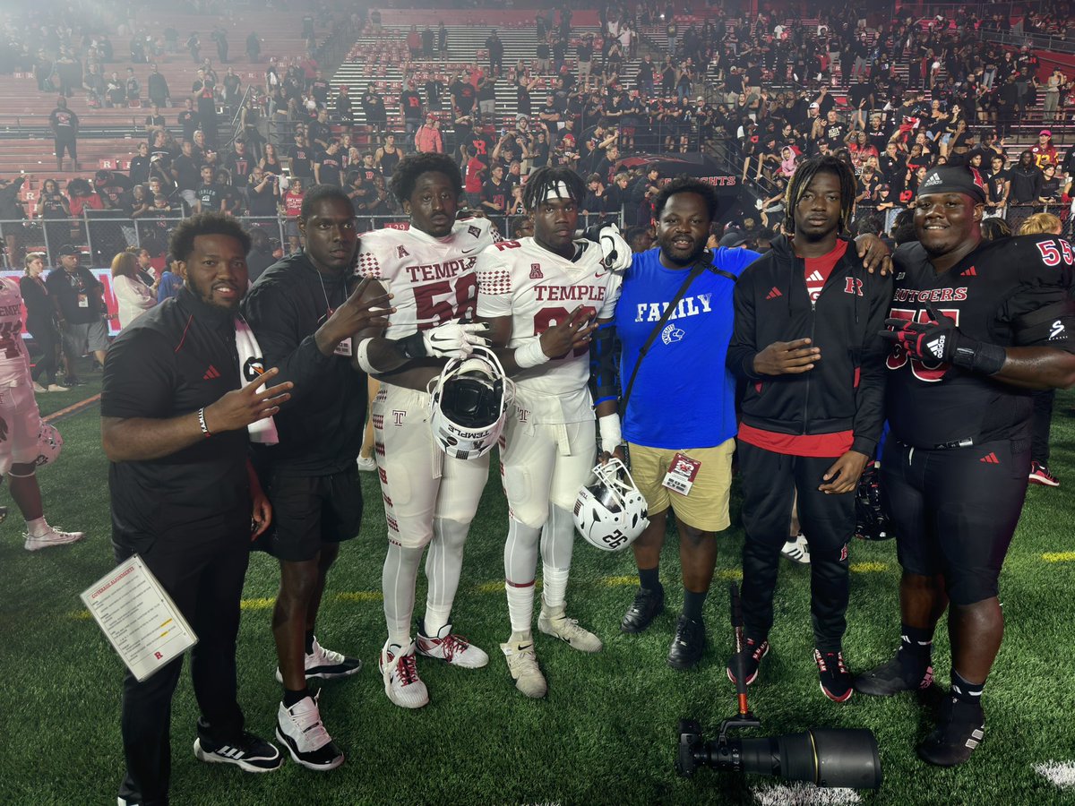 Legendary Saturday -5 Former Blue Knights Together On One Field!! Keep Making The Program Proud Men!! #IrvingtonTuff😤😤