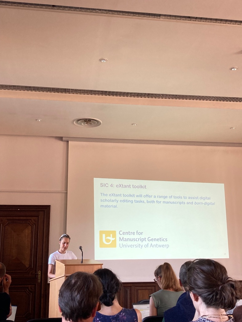 Today we’re at the lovely Plantentuin Meise for our SSHOC-VL partner day. @cvbrugg & @juliebirkholz opened this 1-day event, followed by presentations from the different SIC coordinators & developers (from @GhentCDH, @platform_dh, @leuvenresearch, @ivdnt, @DIGI_VUB & many more)!