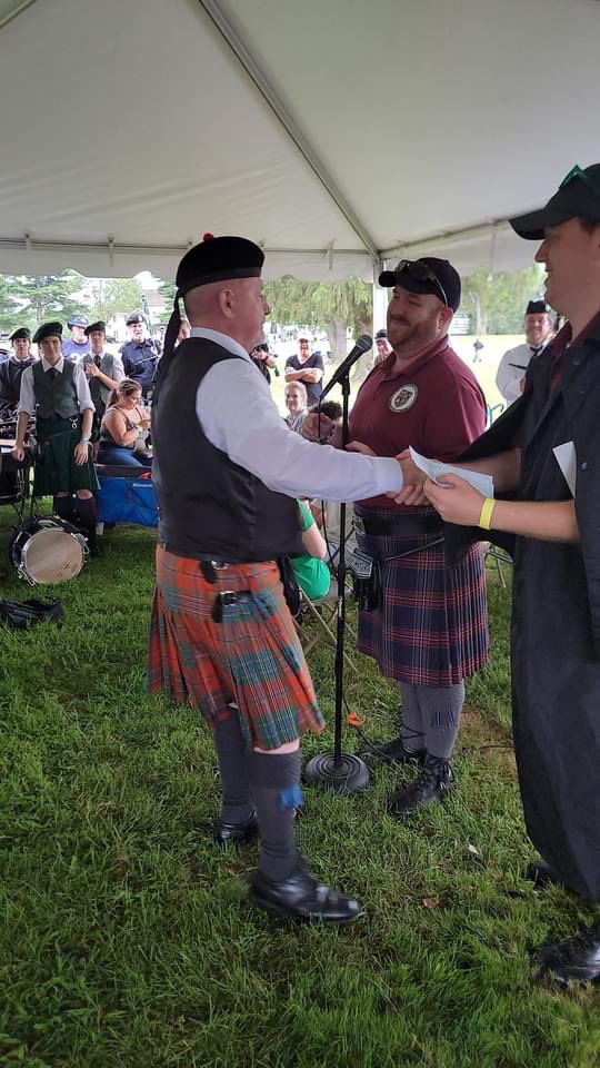 Mike Glackin tweet media