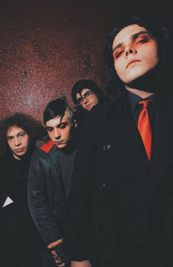 Show us your MCR wallpapers!