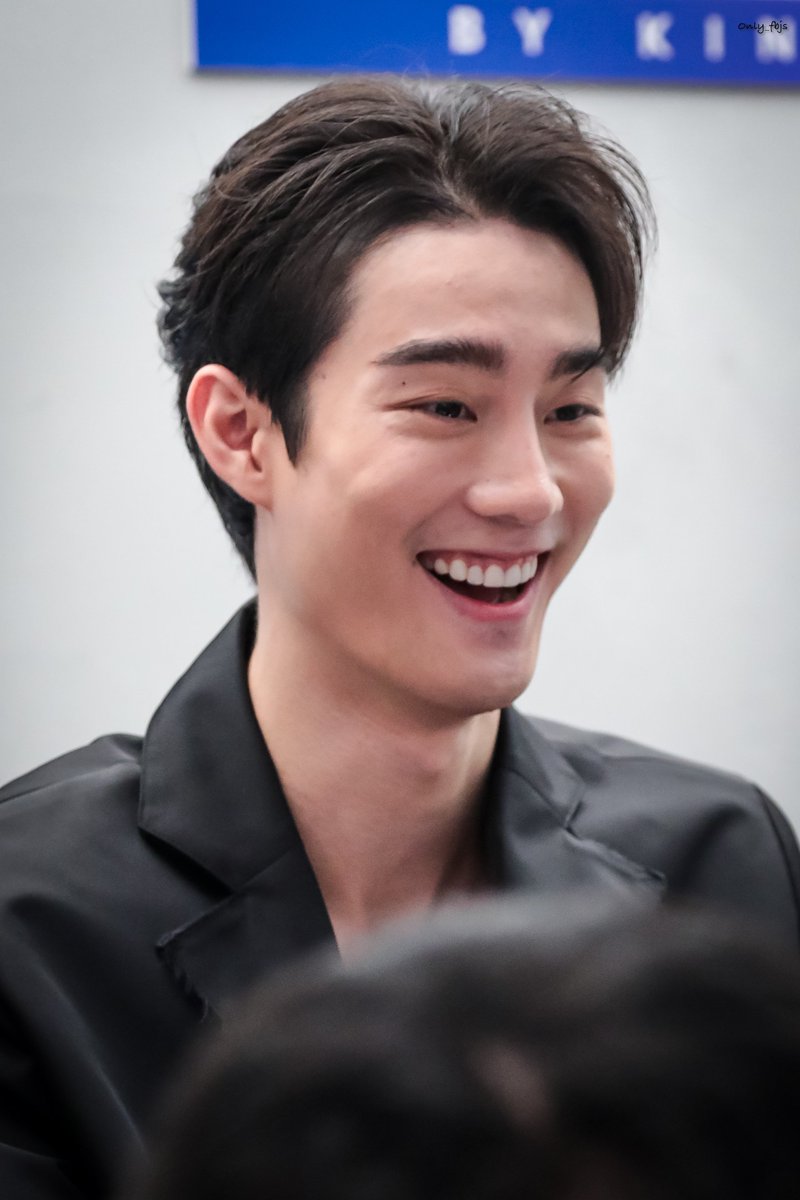 only_fbjs's tweet photo. ใครจะน่ารักเท่าเธอ 🤏🏻
#fforce_ x @fforcejs
#FirsterxForce https://t.co/NfeBNoRJ7C