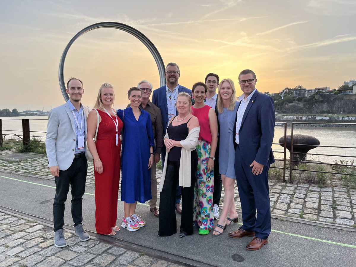 DRSchieffelers's tweet photo. Looking back at a great week at #EBA2023 in 🇫🇷. Won an award for best presentation, moderated a session,  and most of all connected with like-minded people! https://t.co/amhDq6XgYB