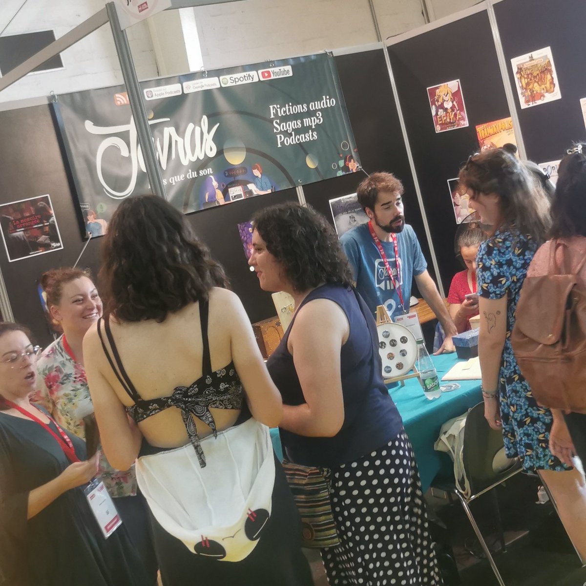 Team Javras 📲🎧 tweet media