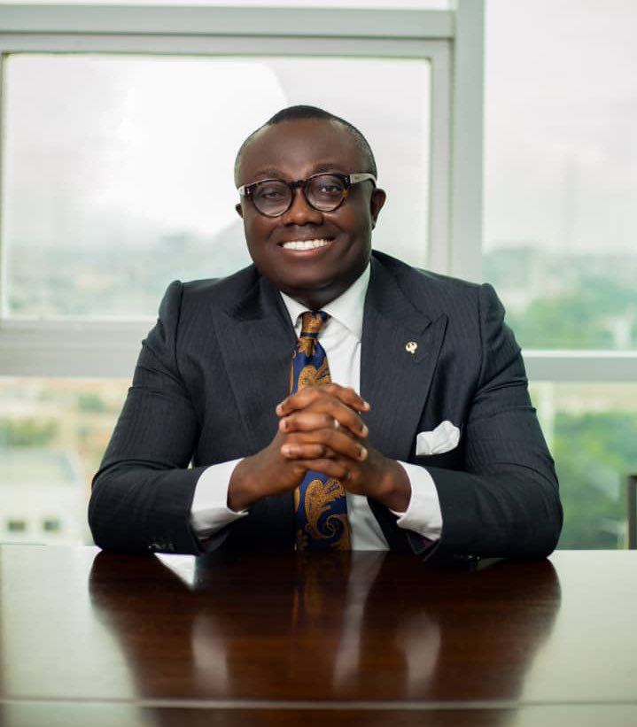 TheRealBolaRay's tweet photo. New week, new opportunity to thrive. Go for gold.
#BolaRay #ImpactAt25 https://t.co/Y3RNgLglR6