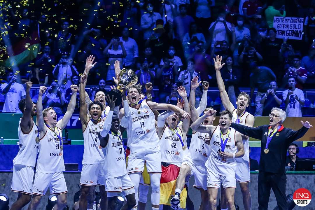 Glückwunsch Team Deutschland 🇩🇪
FIBA Basketball World Cup🏀🏆
Congratulations 🎊
#FIBAWorldCup2023 #FIBAWorldCup #BasketballWM #TeamGermany #Deutschland #TeamDeutschland #FIBAWC #FIBA #Winner