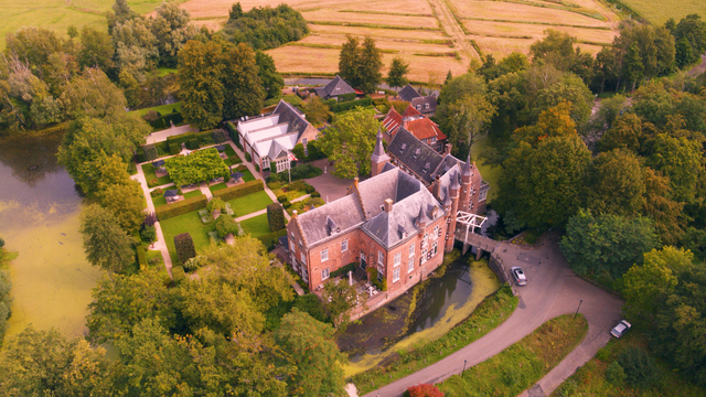 In kasteel Maurick vindt aanstaande woensdagmiddag 13 september een gratis historisch event plaats met re-enactment. We herdenken het beleg van 's-Hertogenbosch in 1629. In de ochtend is op het kasteel een historisch symposium. ⬇️
shbos.ch/event1629