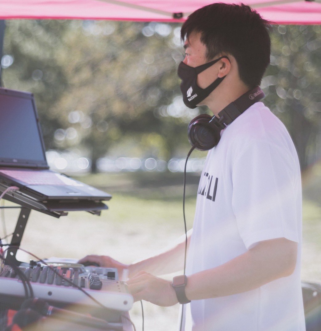 somecity_gifu's tweet photo. 09.24.SUN at岐南町総合体育館
SOMECITYGIFU
DJ 旗のお兄さん
@faceoffer_t5 
音楽でGIFUを盛り上げる！ https://t.co/GIdp4cuKlz