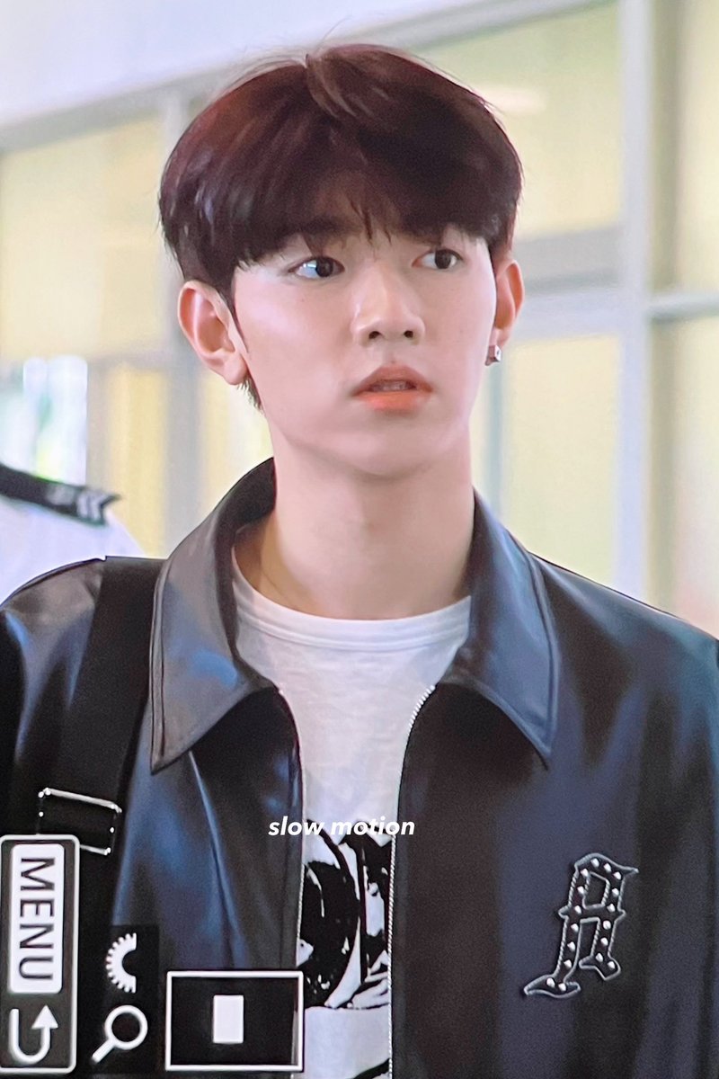 slowmotion_725's tweet photo. 230911 푸젠 도착🖤
#장하오 #章昊 #ZHANGHAO #ZEROBASEONE #제로베이스원 #ジャンハオ https://t.co/vqWqoUaYxS