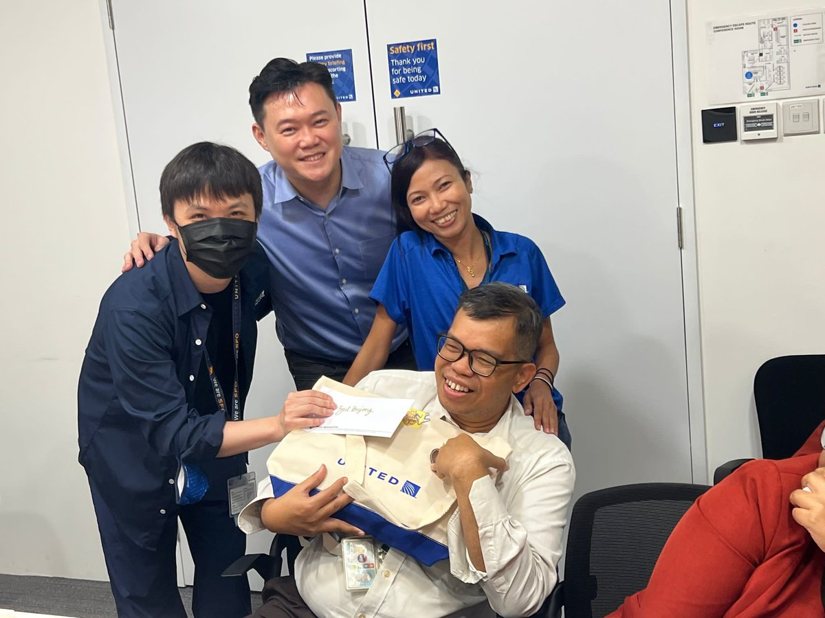 🥳Celebrating successes🥳 Thank you Team SIN for pushing best D00 & MST mth in Aug!! Not forgetting Safety🦺 as our core4. Thanks to Yana & the team for the competition & preparations. @weareunited #beingunited @AOSafetyUAL @UAPacificSafety