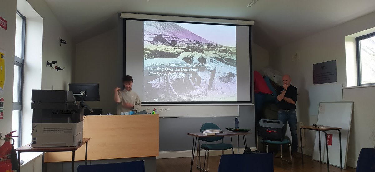 mccullaghdenise's tweet photo. Thanks to @davidwhyte131, Evan Boyle and @DingleHub for organising and hosting the brilliant Blue Connections conference! Some great insights from a range of speakers and an opportunity to share learnings from the @REACHOUT_cities and @TalX2020 projects! https://t.co/ak5XNksqyy