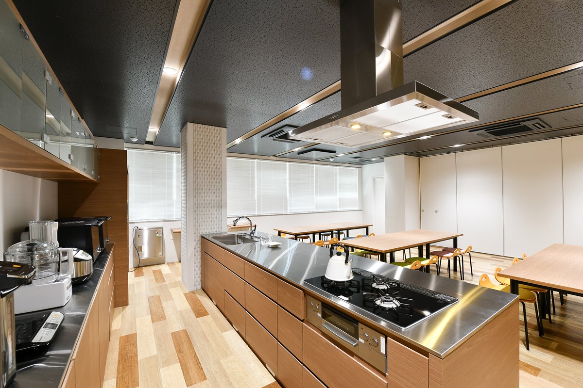 Hiroyuki Nozaki (@flatlabs) on Twitter photo マークメイザンの新しい試みとして、Food × Creativeとか、Foodtec(Food × Technology)とか、飲食店含めた食に関連するイベントやマッチングの施策もやっていきたい。
<a href="/markmeizan/">mark MEIZAN</a> にはテストキッチン設備もある。 マークメイザンの新しい試みとして、Food × Creativeとか、Foodtec(Food × Technology)とか、飲食店含めた食に関連するイベントやマッチングの施策もやっていきたい。
<a href="/markmeizan/">mark MEIZAN</a> にはテストキッチン設備もある。