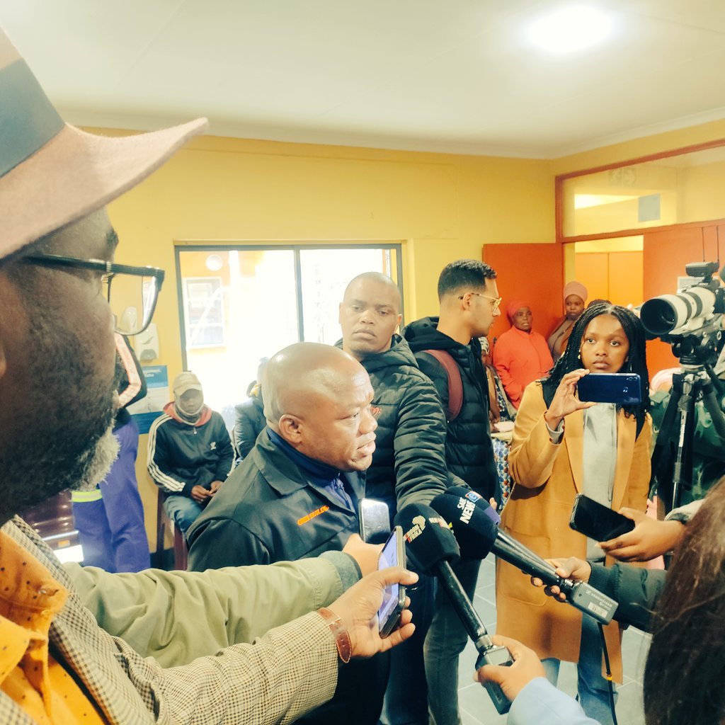 MetrorailWC's tweet photo. Minister of Transport,Ms. Chikunga, together with the Minister of Public Works &amp; Infrastructure @sziks &amp; the Minister of Human Settlements @mmkubayi in Philippi engaging with stakeholders affected by the illegal occupation of the PRASA Central line.
#RebuildingRail https://t.co/rocC0FrruJ
