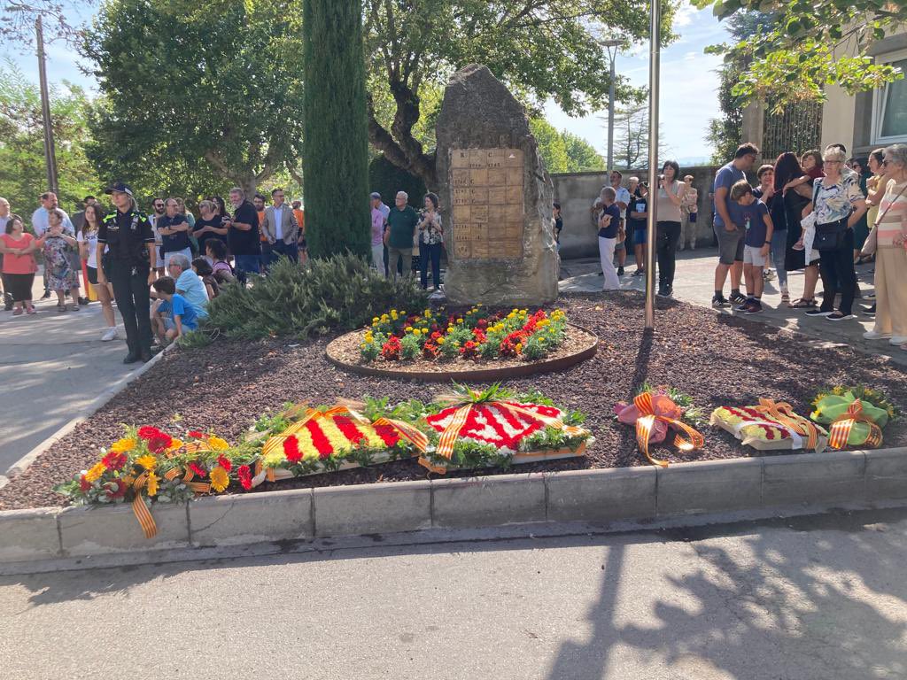 Ajuntament de Torelló tweet media