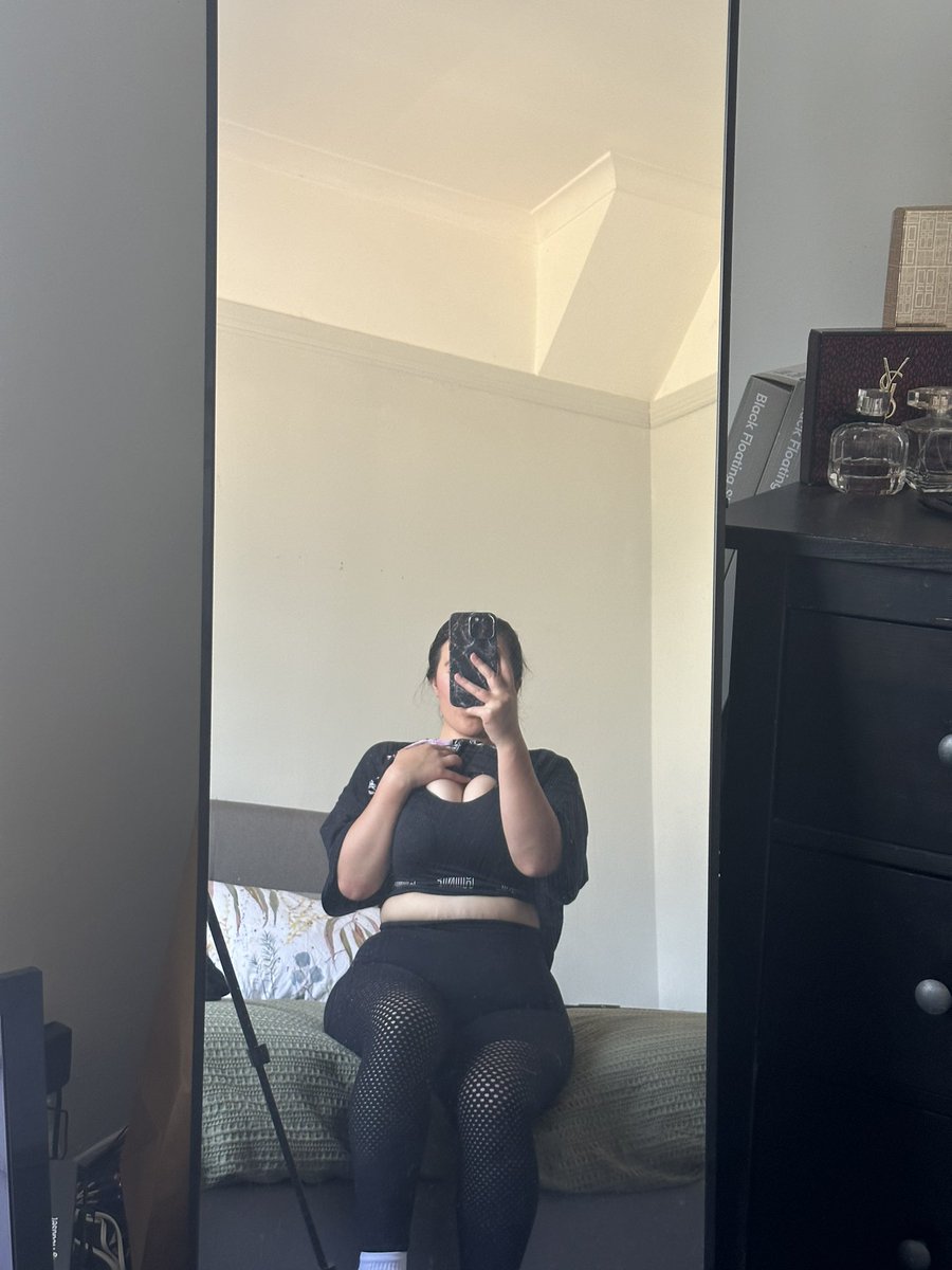 L_A__98's tweet photo. https://t.co/BnAL2H4BGt 🫣

#6160224test #earthquake #onlyfans_girl #onlyfansFree #onlyfansbabe https://t.co/fRORsdP5tQ