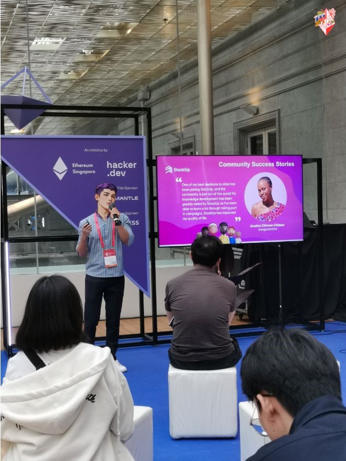 suzaku_south7's tweet photo. Honoured to have the opportunity to share about @StackUpHQ at the @ethereum_sg Community Stage yesterday. Join us on this journey to learn and earn with quests on web development and blockchain development. #upupstackup https://t.co/yDBYoA29i7