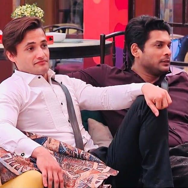 Tbh brutally honest #AsimRiaz & #SidharthShukla are GOAT. They were on another level in #BiggBoss13 .People will come & go but they truly changed the meaning of reality shows

They earned actual audiance & fans through their personality in #BiggBoss. Clout can't replace this fact