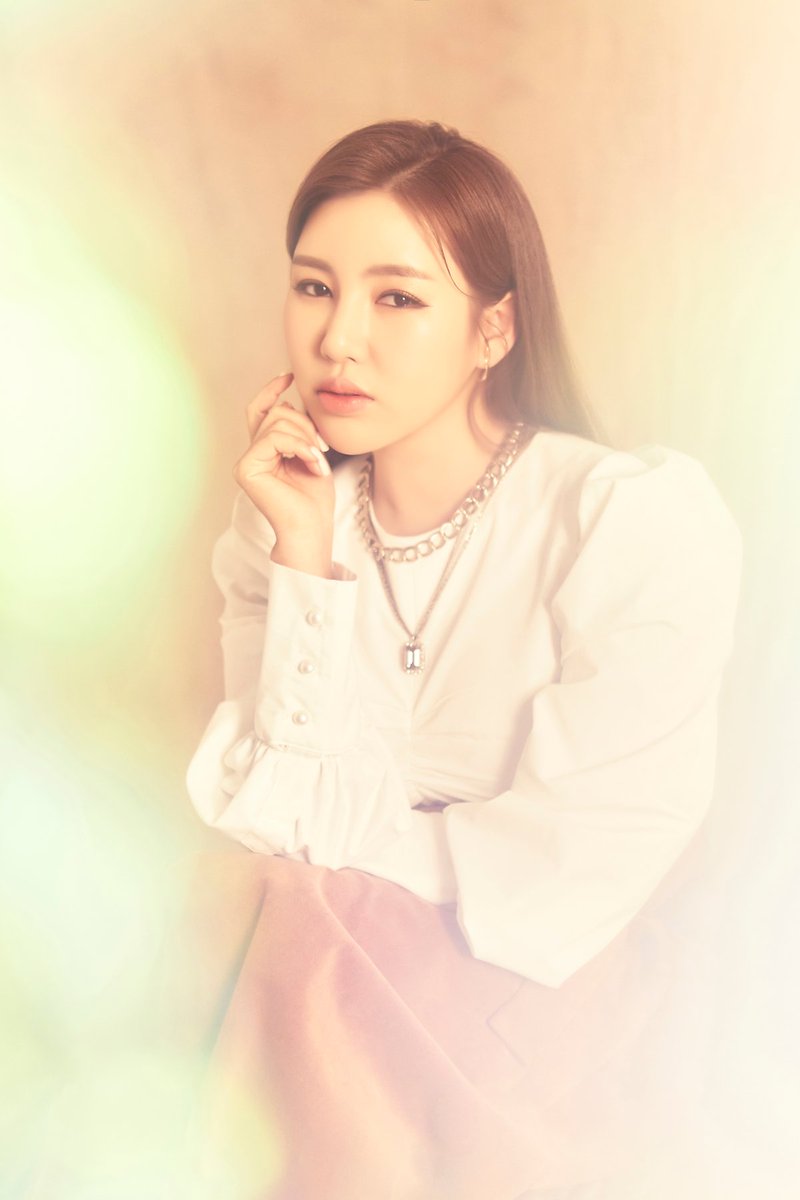 againforever02's tweet photo. [📸][#송가인]

5월의 연가 [2022년 4월]
#photoography 
#photography_songgain 
#송가인사진 
#연가 #정규3집 
#포켓돌스튜디오 
사진출처: Pocketdol Studio 

@songgain_ 
#송가인 #SONGGAIN #宋歌人 
#kpop_songgain #ktrot_songgain 
#songgain_korean_female_solo_singer https://t.co/gMoYaFqklP