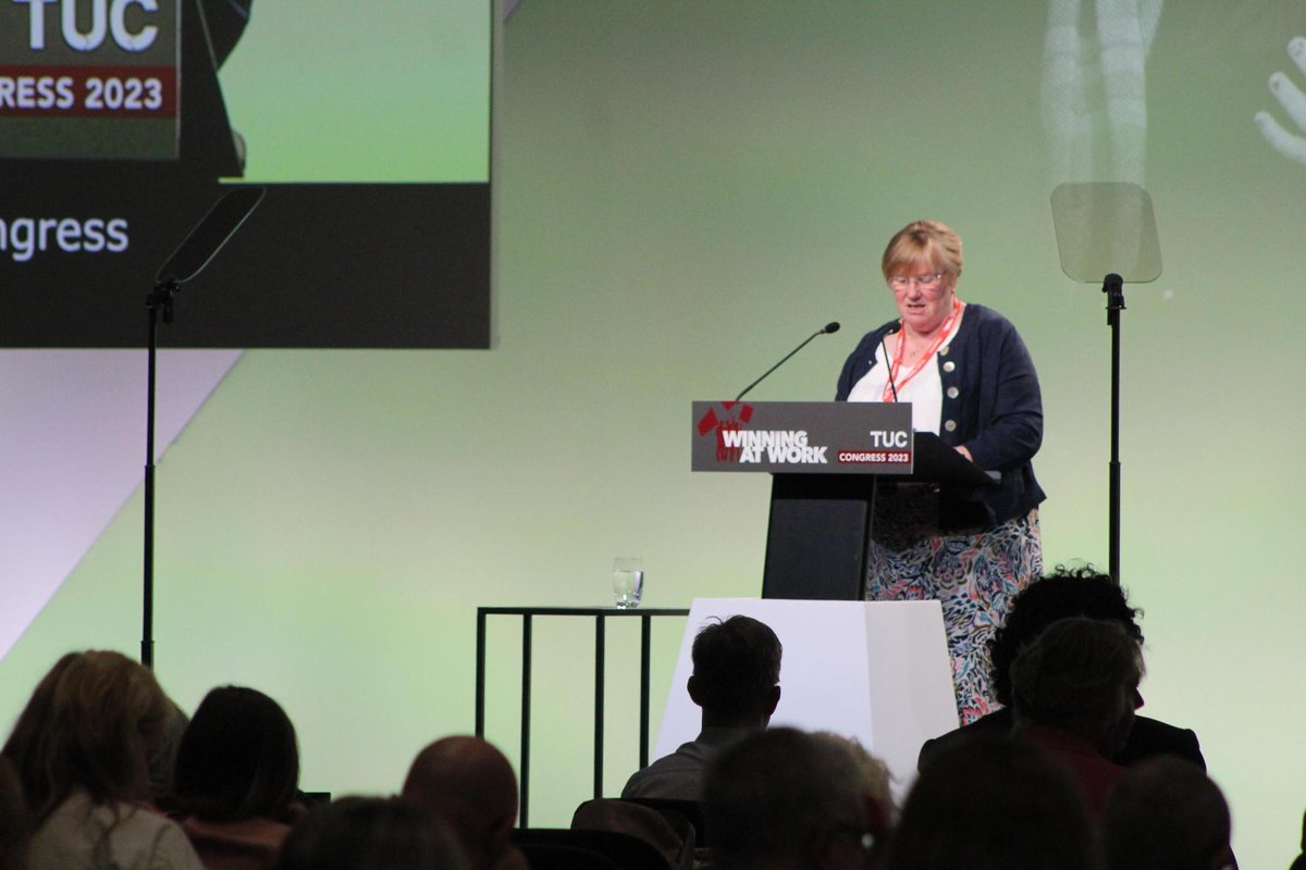 CommunityUnion's tweet photo. Melynda was clear at @The_TUC
"The foundation of our education system is crumbling".
We need to see more investment in education now.
#WinningAtWork #TUC23 https://t.co/AlkZlyMWFS