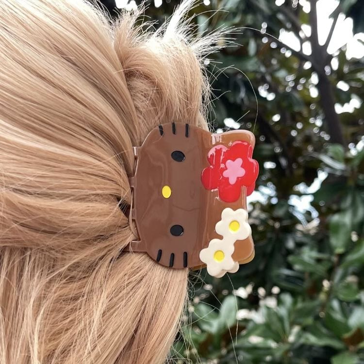 lovesickdoe's tweet photo. hello kitty claw clips https://t.co/AnnYzSwJps