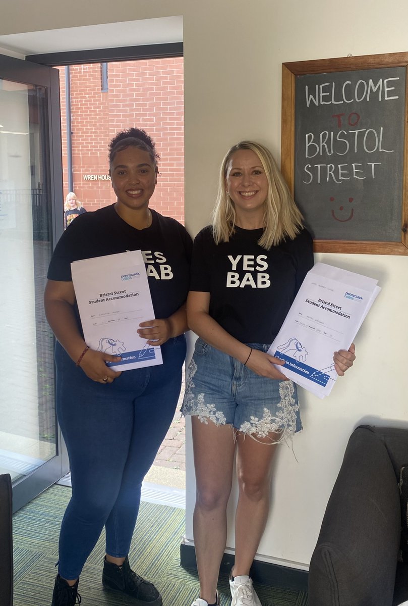 Pennycuick Collins tweet media