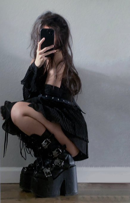 findommaya_'s tweet photo. your so pathetic for mommy, get to sending

asianfindom findom femdom paypig joi sph cei sissy brat goddess paypig humanatm walletdrain finsub findomme gooner simp cashcow humiliation https://t.co/kcdSXCouXw