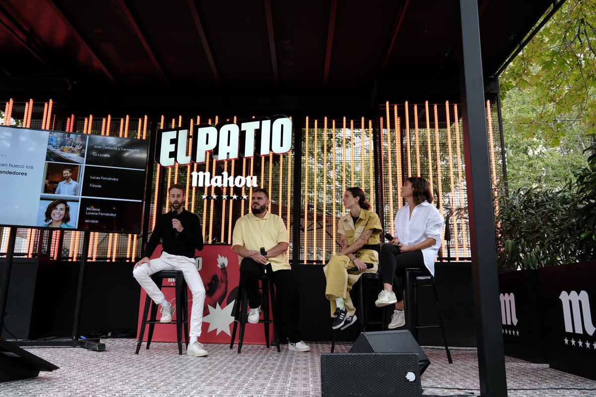 wearegoe's tweet photo. 🔴"Los jóvenes somos los que tenemos que marcar el nuevo camino" afirman en la mesa de #jóvenesemprendedores mientras ponen el valor la observación, la adaptación, la libertad para el cliente y la #sostenibilidad a la hora de emprender. #CAMadrid https://t.co/fVs8WfS0jp