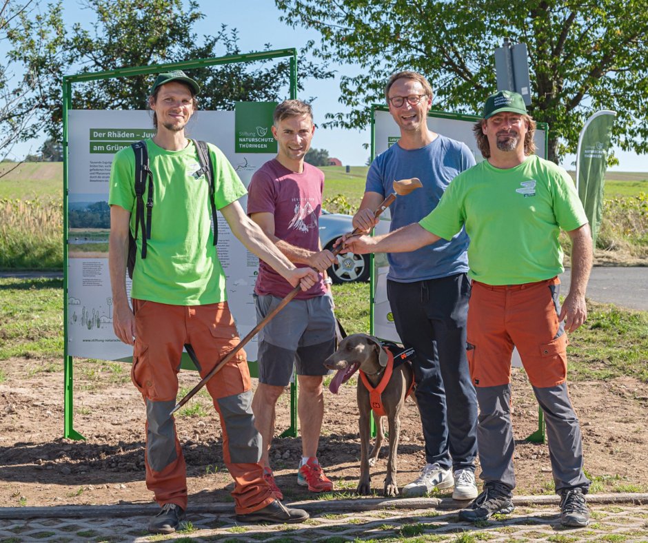 StiftungNaturTh's tweet photo. #Halbzeit für unsere Veranstaltungsreihe #GrenzenloseNaTour und Rückblick auf eine bunte Woche im #Werratal. 🐃 Alle Infos und mehr Fotos im Eintrag #5 auf unserem #Blog ➡️ https://t.co/UXUxvat83f @denispeisker https://t.co/p5ebl7zEWx