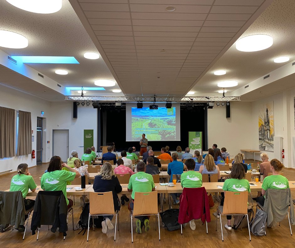 #Halbzeit für unsere Veranstaltungsreihe #GrenzenloseNaTour und Rückblick auf eine bunte Woche im #Werratal. 🐃 Alle Infos und mehr Fotos im Eintrag #5 auf unserem #Blog ➡️ stiftung-naturschutz-thueringen.de/erleben/grenze… <a href="/denispeisker/">Denis Peisker</a>